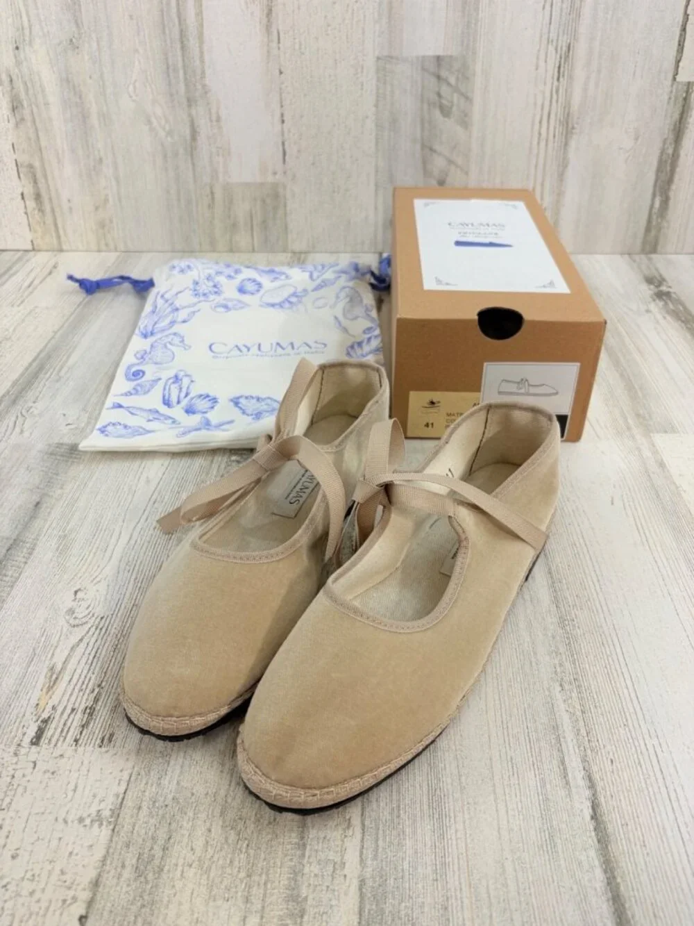 Cayumas Salome Beige Velvet Slippers Sz 41 10 NWT